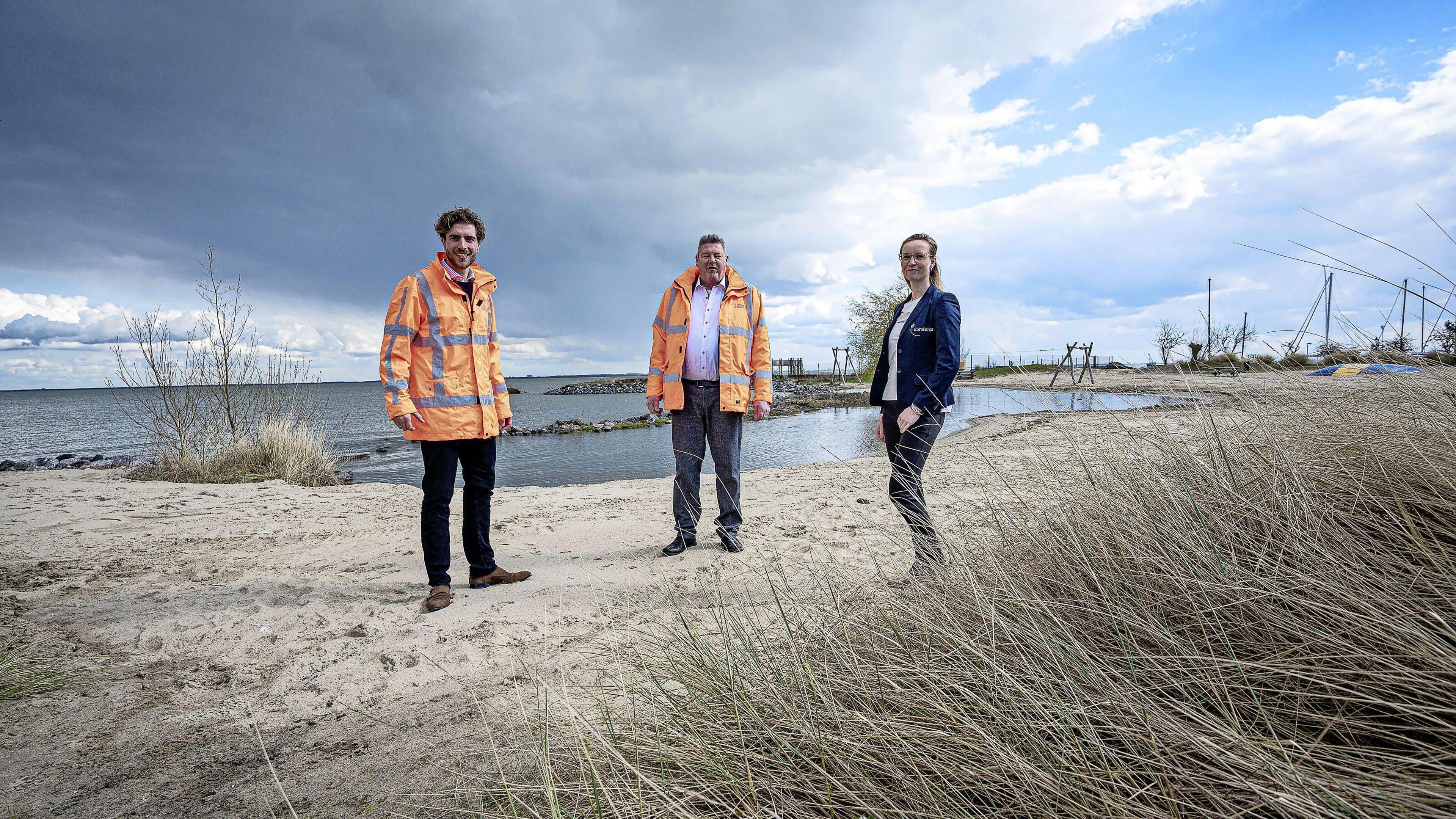 ’Klein Zandvoort’ in Uitdam; Europarcs en Alliantie Markermeerdijken compenseren gesneuveld zandstra